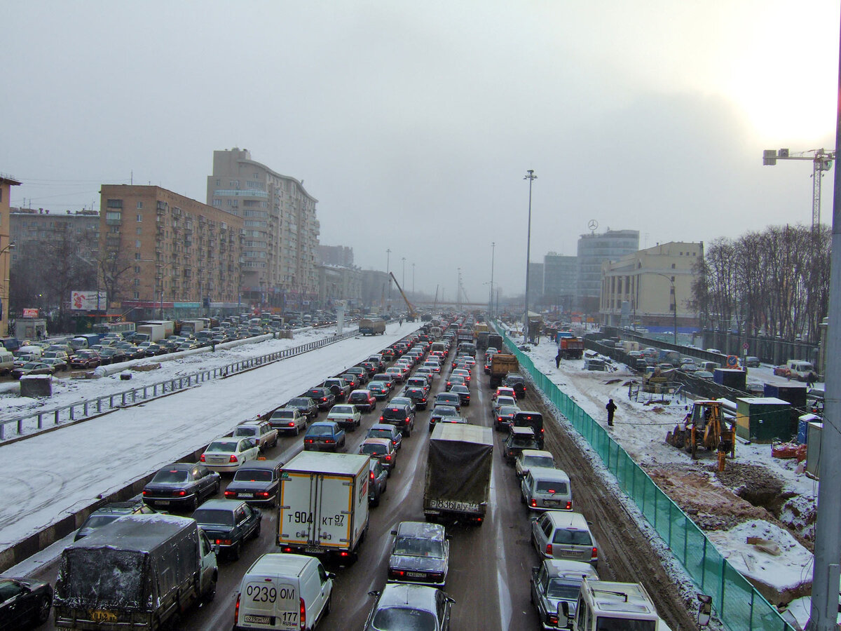 Почему в Москве такие большие пробки и что не так с этим городом? |  АвтоБерег | Дзен