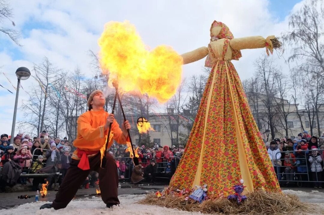Поджег чучела