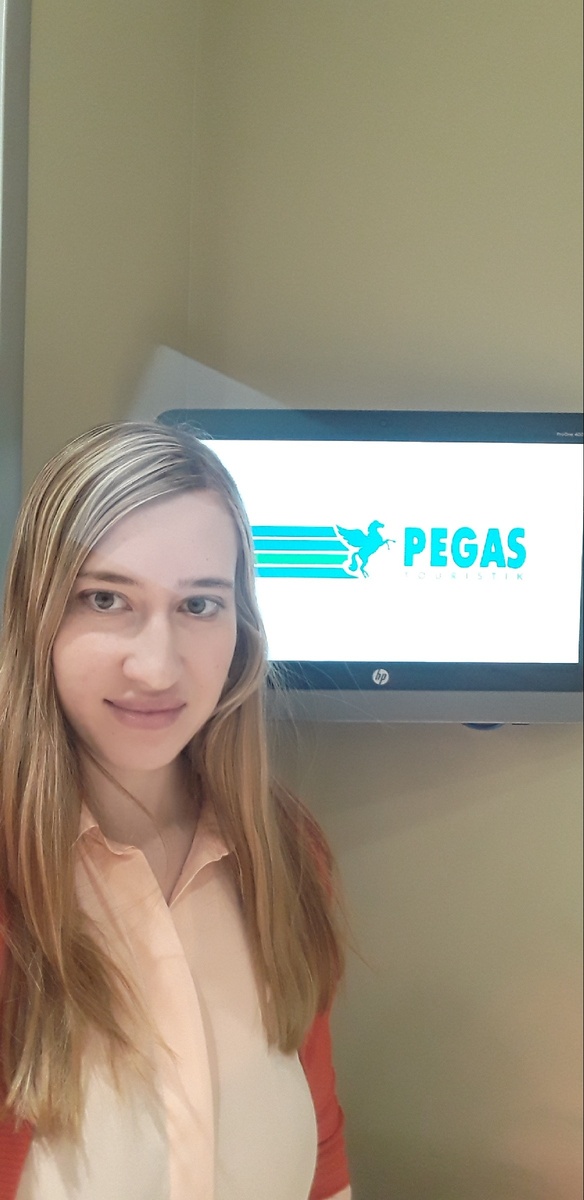 Я на семинаре крупного туроператора Pegas Touristik