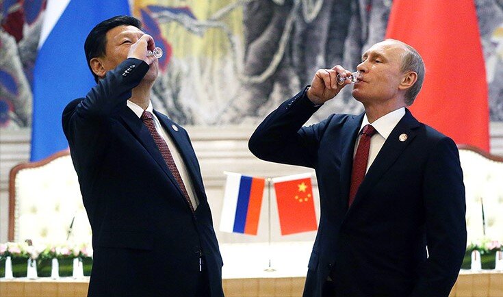 Ну, куда ж без водки.