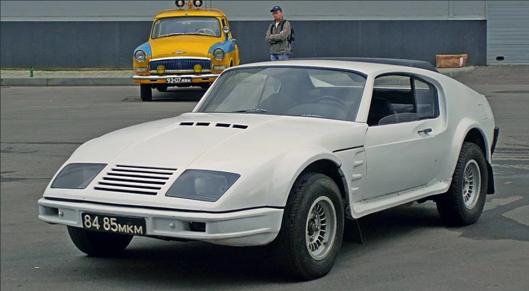 Автомобиль не имел официального названия, поэтому его окрестили ГТЩ (Гран Туризмо Щербининых)