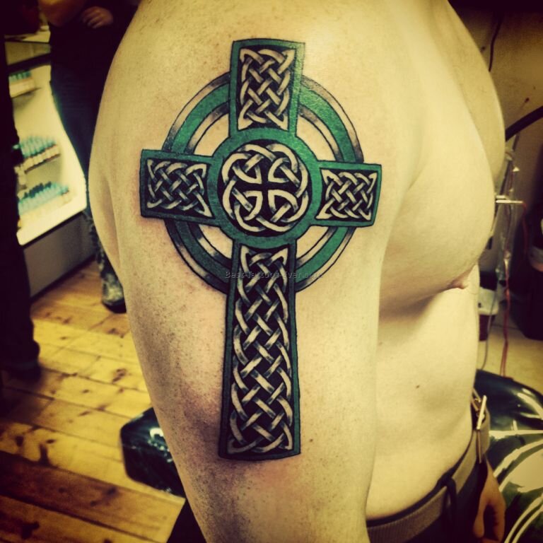 Тату (татуировка) Крест: мужские и женские татуировки, фото и эскизов от лучших тату-мастеров