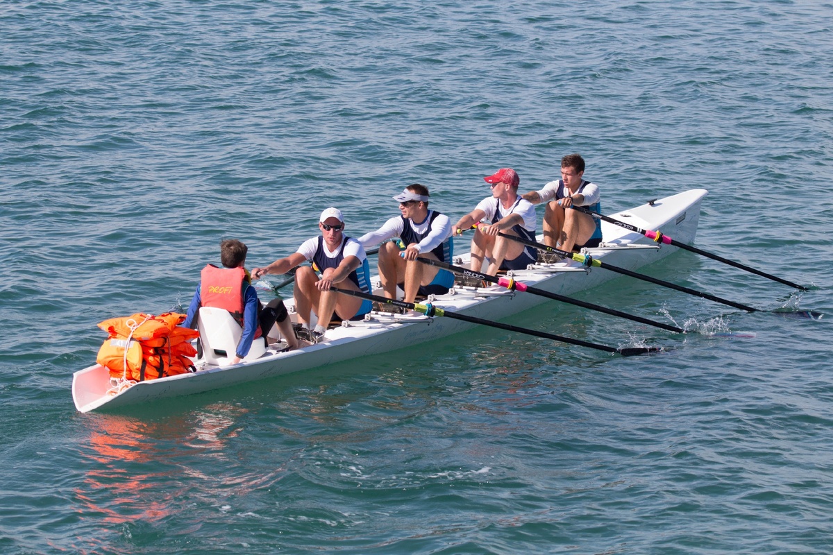 Лодка скиф 2. Скиф лодка для академической гребли. Академическая гребля лодка одиночка. Каяк bestway lite-rapid x2. Лодка т500 спортивная.