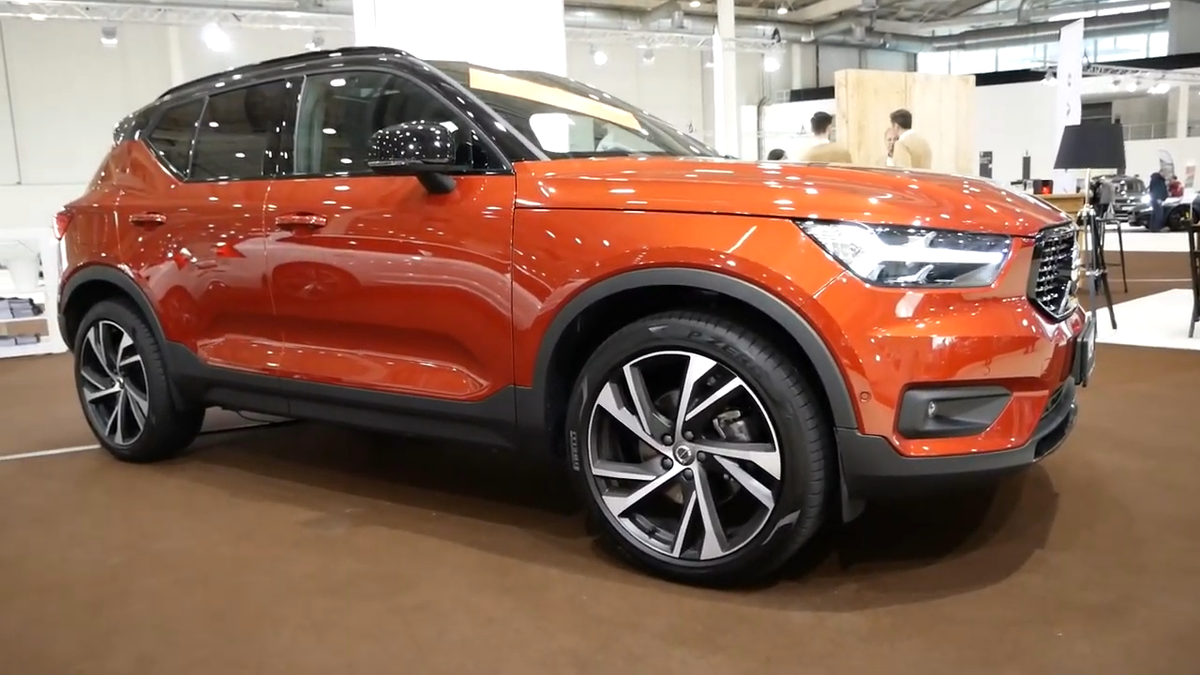 VOLVO XC 40