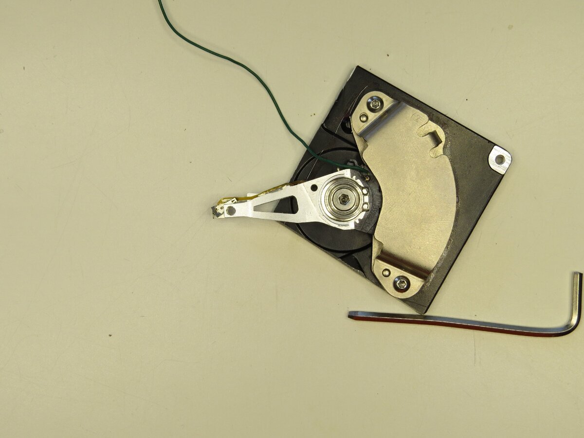 Рулевая машинка из HDD 