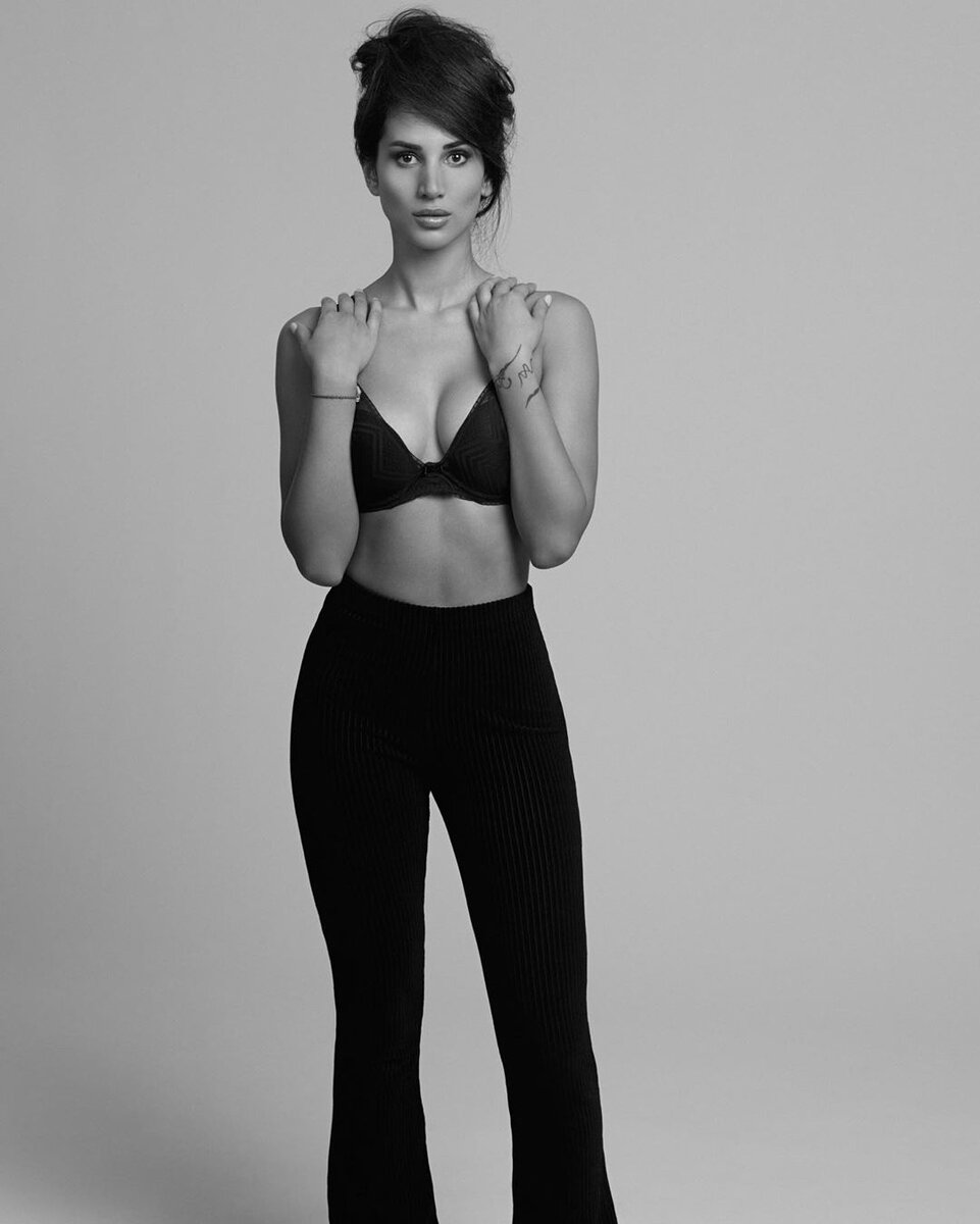 Жена Альфонса Ареоля