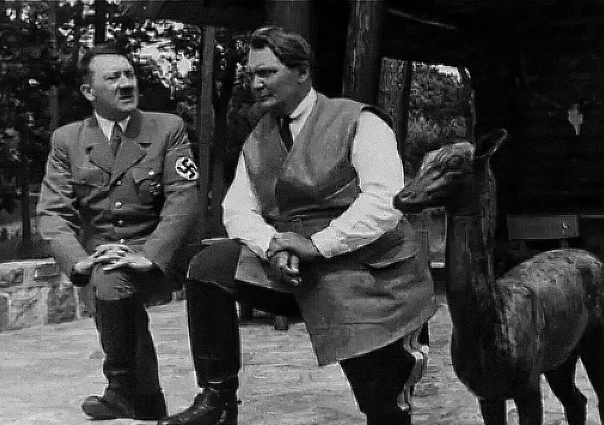 Адольф Гитлер и Герман Геринг