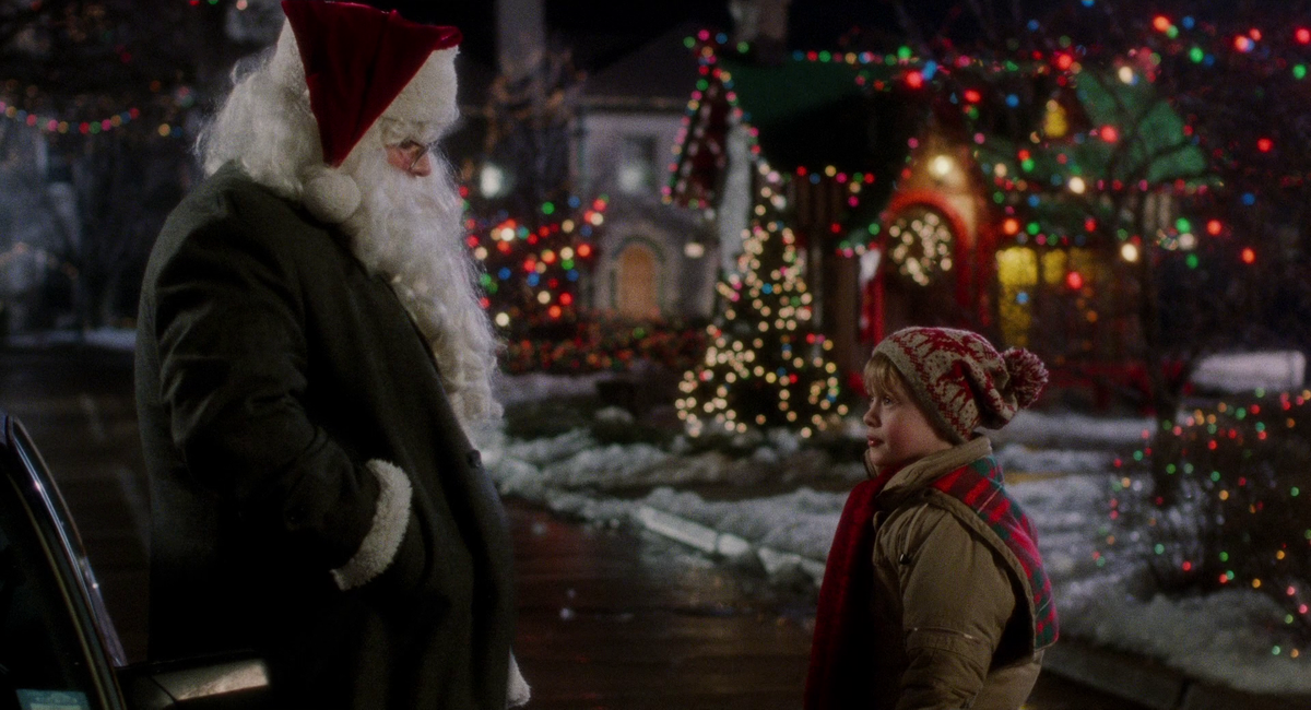 Кадр из фильма "Один дома". Режиссёр – Крис Коламбус