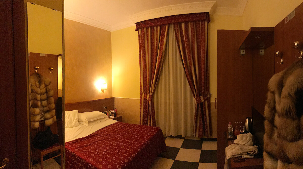 Холодная плитка, неутепленное окно