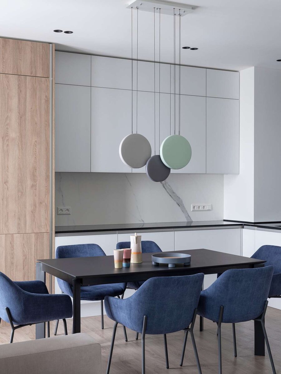 Дизайн: InsDesign