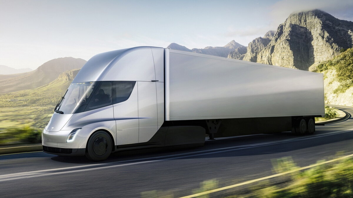 Полностью электрический трак Tesla Semi