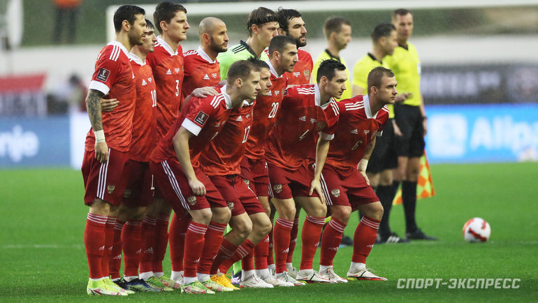    Футболисты сборной России.Александр Федоров