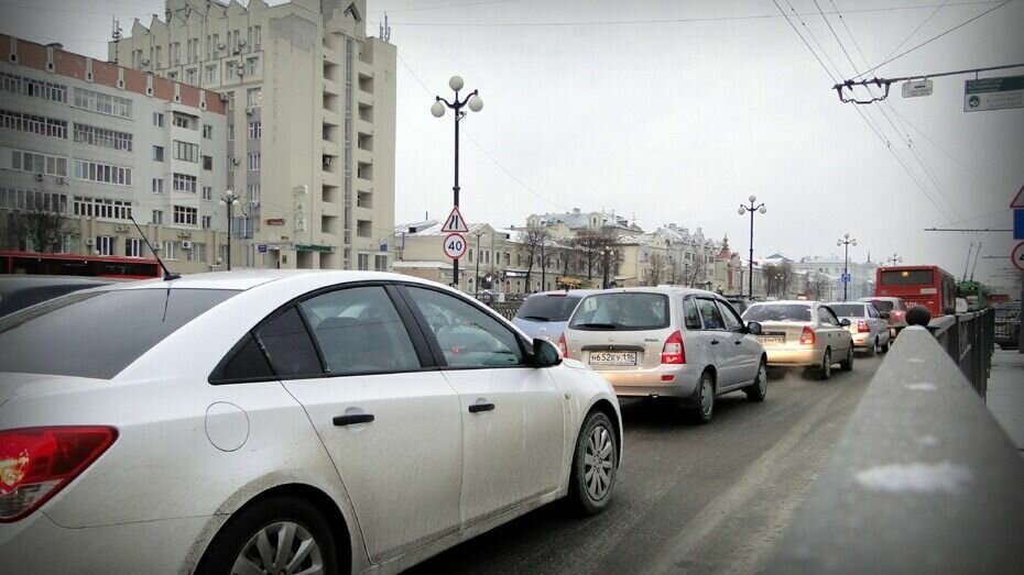     Процент улично-дорожной сети Казани в два раза ниже европейского показателя. Об этом Inkazan сообщил завкафедрой градостроительства КГАСУ Александра Дембича.