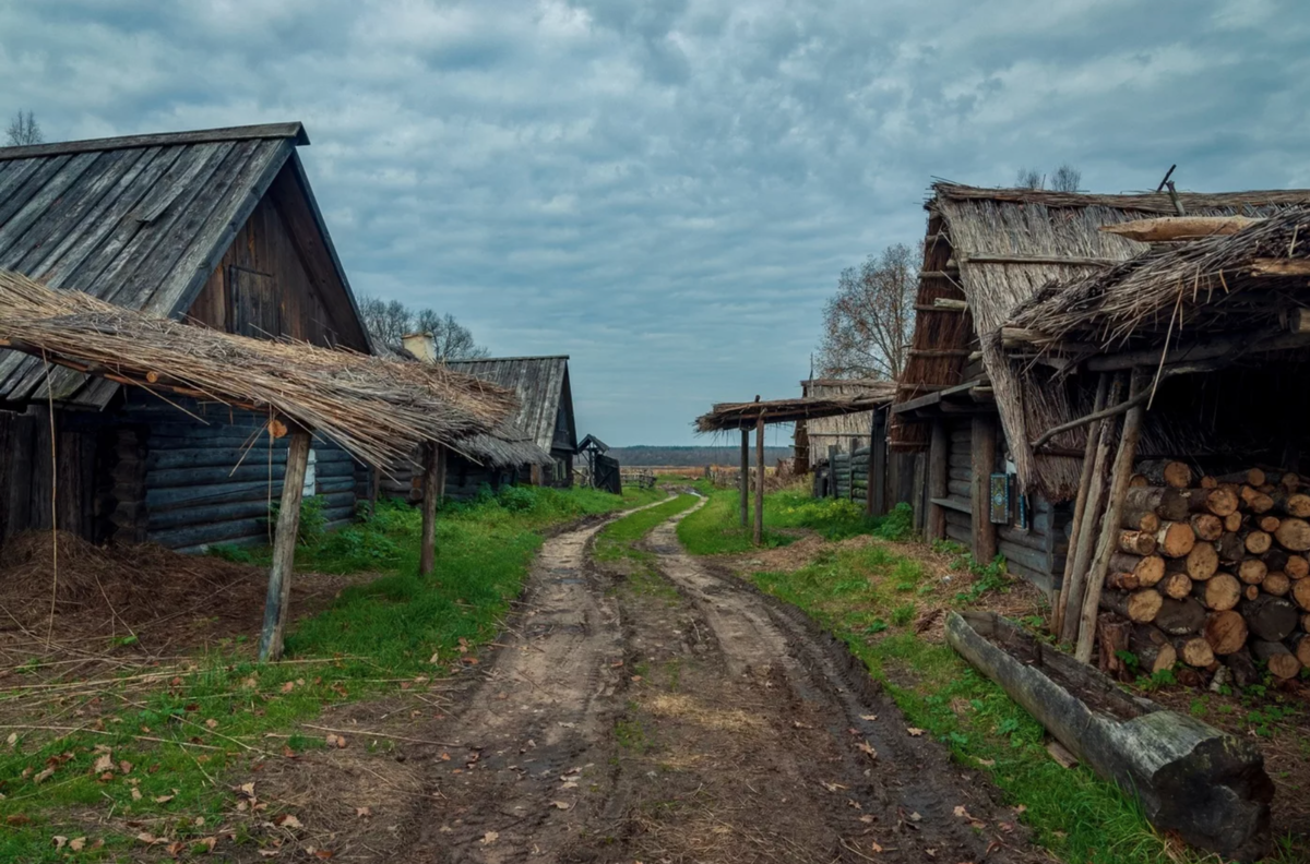 Деревня узнать. Деревня захолустье Псковская область. Российская деревня захолустье. Глубинка России деревня. Захолустье (деревня в Псковской области),.