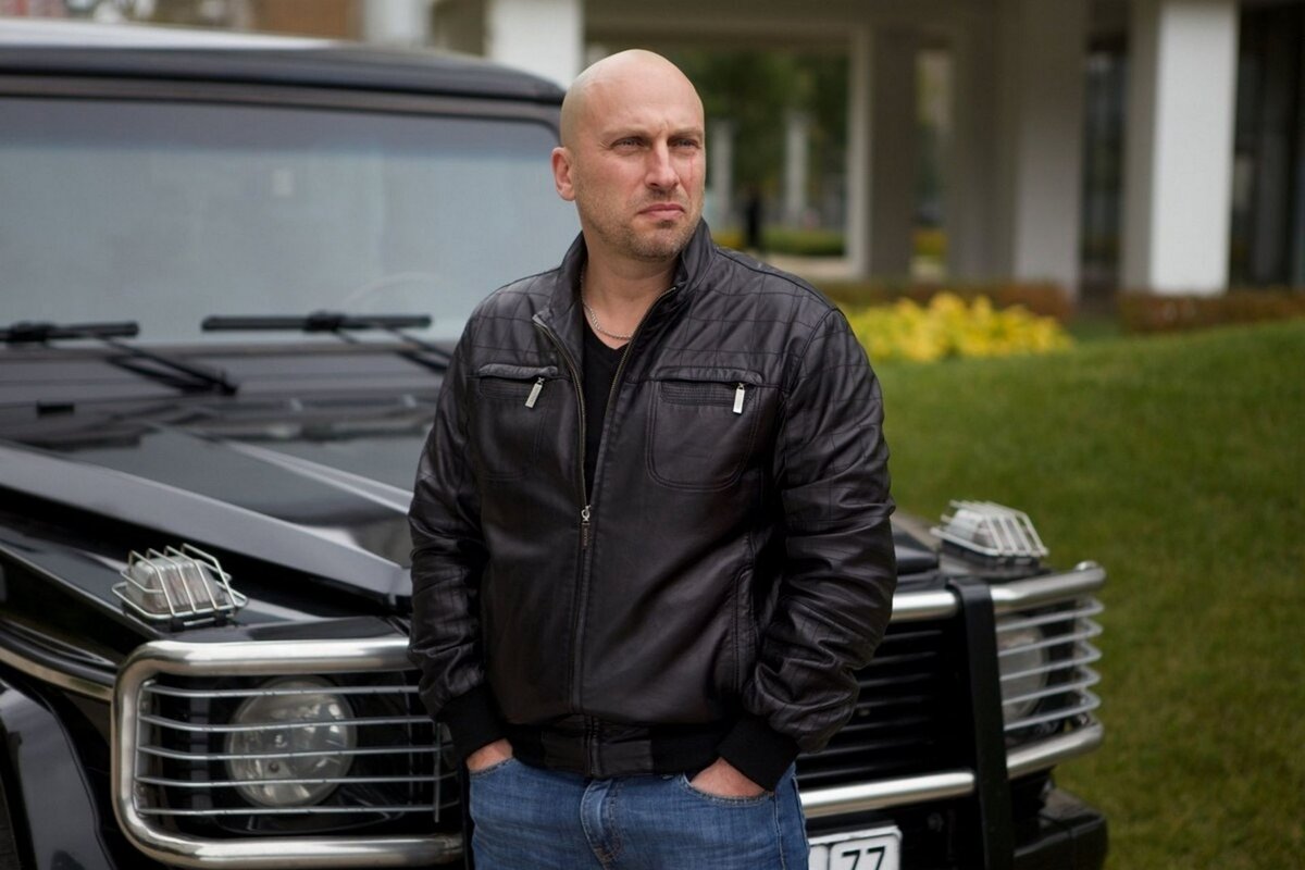        кадр из сериала "Физрук"