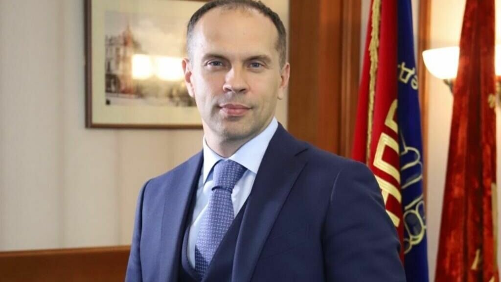     Председатель Федерации профсоюзов Приморского края, депутат Заксобрания Приморского края Владимир Исаков поздравил приморскую молодежь с Днем российского студенчества.