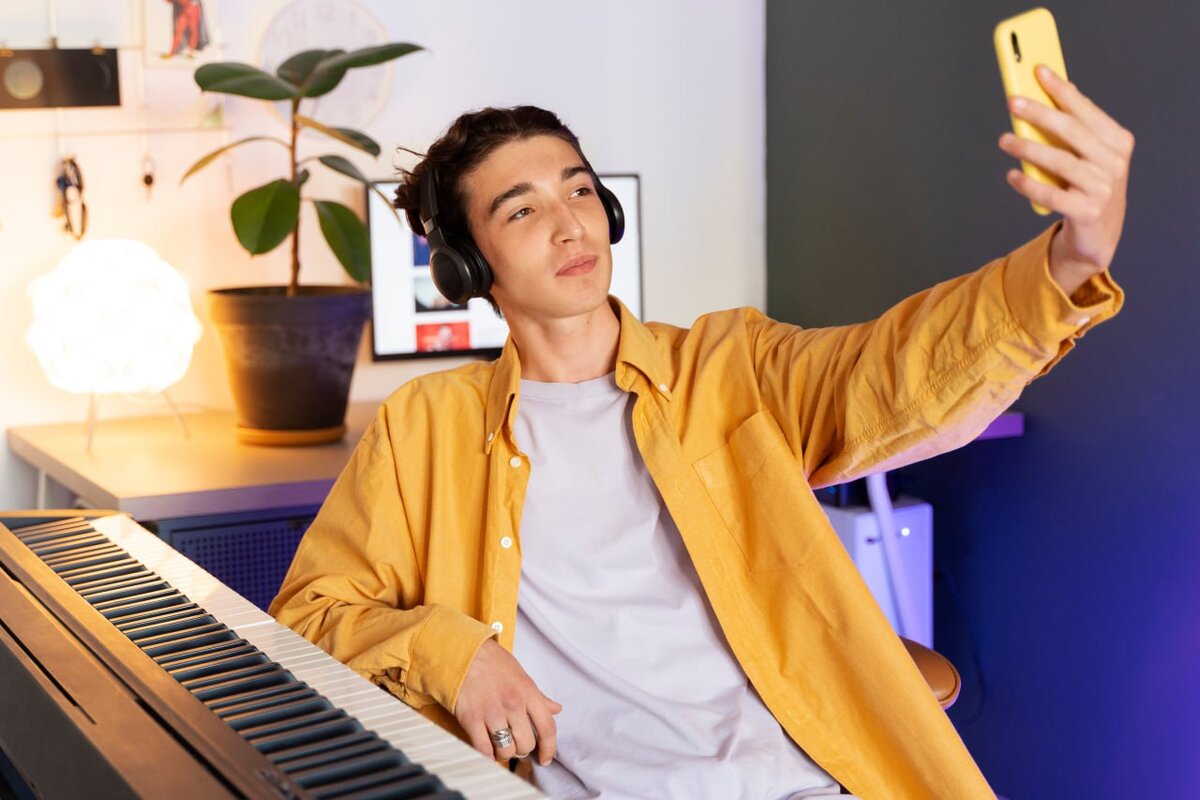    Югорские креативщики могут получить федеральные гранты