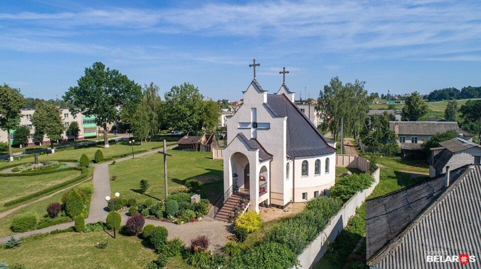     Костел Святого Валентина появился в Смолевичах в 2008 году. Фото: Сергей Плыткевич, planetabelarus.by