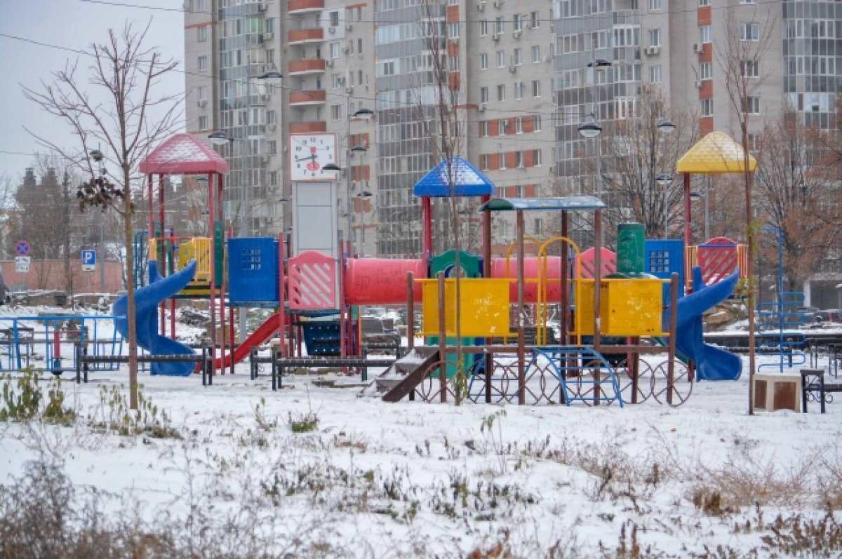    В Сызрани мужчина избил ребенка на детской площадке