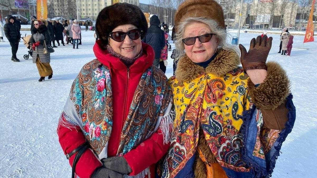     Праздничные гулянья проходят в Сургуте, Нижневартовске и Ханты-Мансийске.