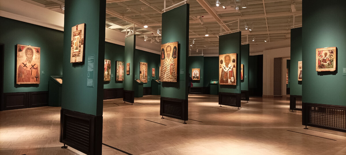 Экспозиция Святитель Николай Чудотворец. Иконы XIII-XX веков.