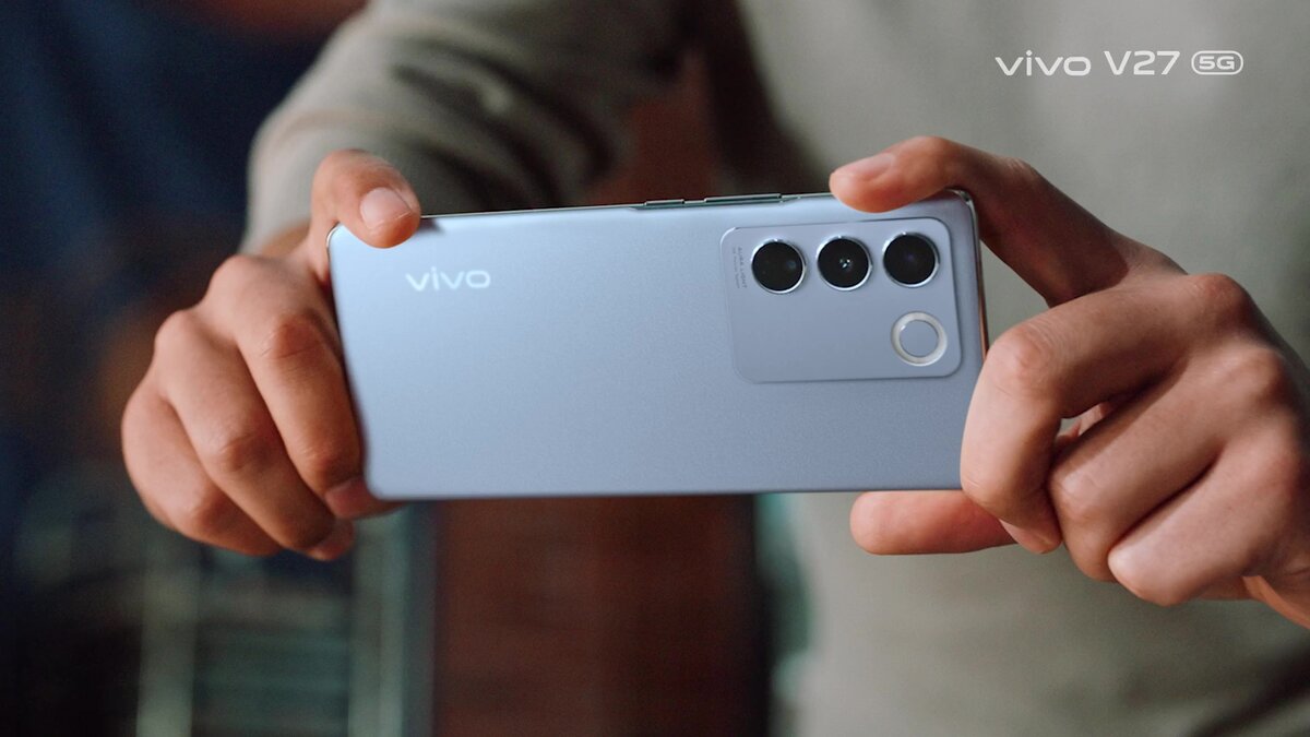 С объёмом батареи 4 600 мА·ч смартфон vivo V27 может обходиться без зарядки целый день, пока вы веселитесь и снимаете памятные моменты