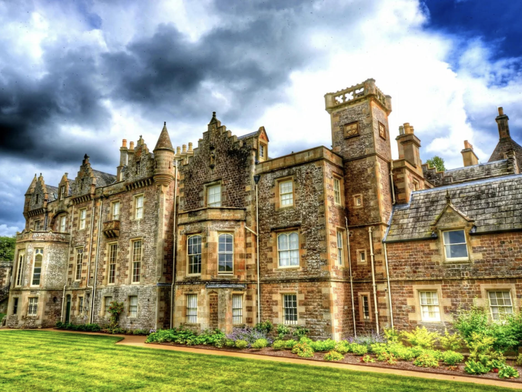 Источник: https://grandgames.net/puzzle/online/abbotsford_haus