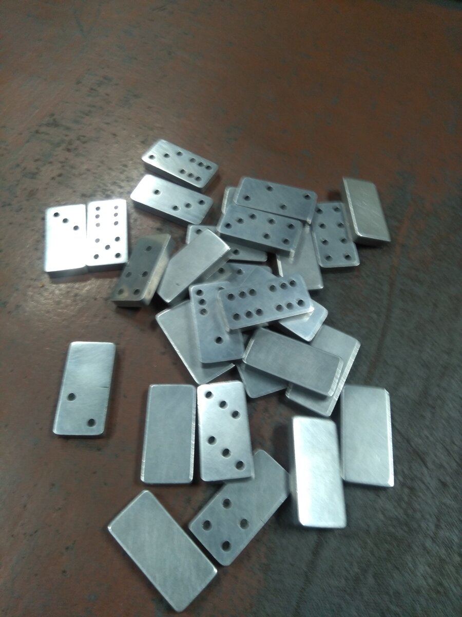 стальное домино своими руками