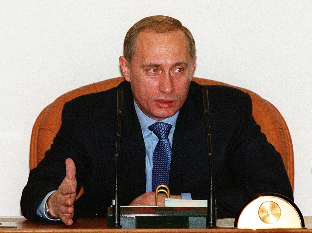 Владимир Путин в 1999 году