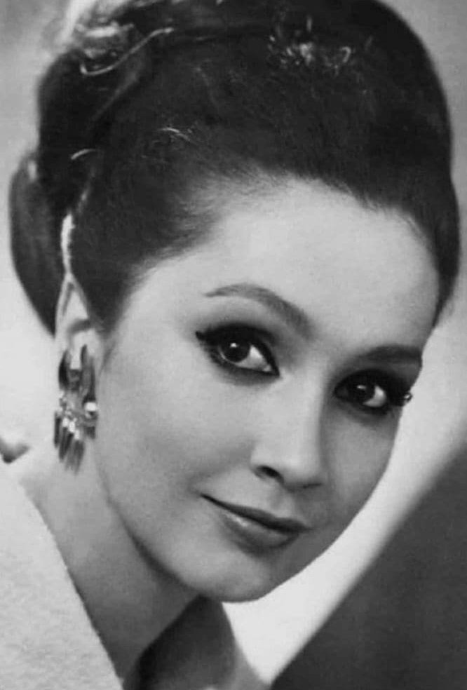 «Жгучие брюнетки СССР»: актрисы советского кино с темными волосами, на которых всегда обращали внимание зрители