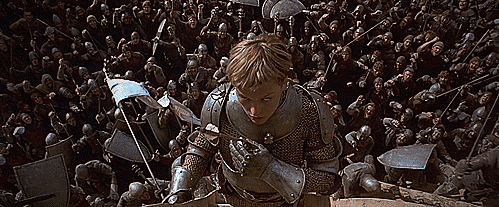 Ранение Жанны. Кадр из к/ф "Жанна д'Арк" (1999)