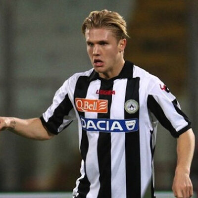 Меркель в футболке «Удинезе»