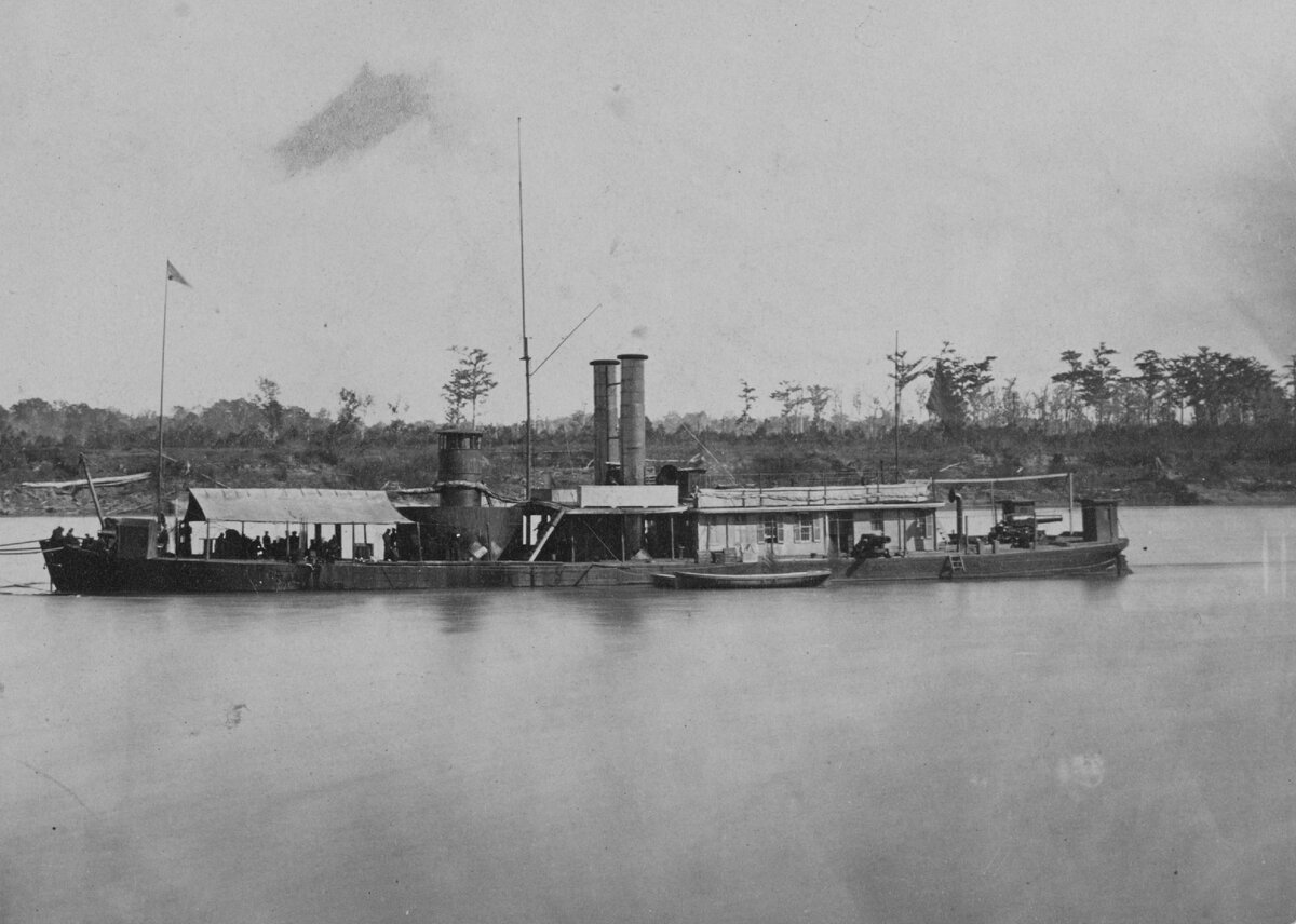 USS Ozark на Миссисипи в 1865 году