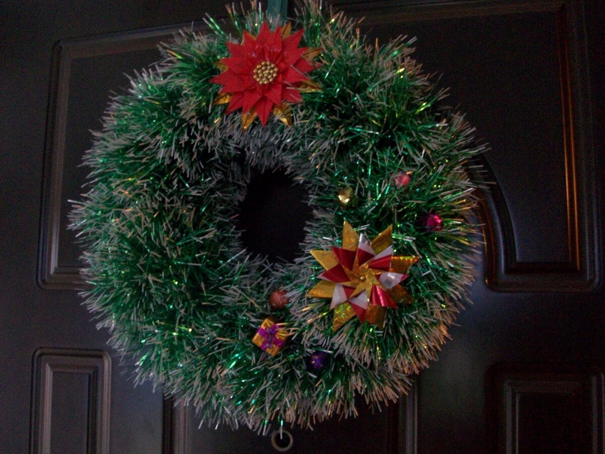 Листайте галерею и пишите в комментариях, какие поделки Вам больше хочется сделать 