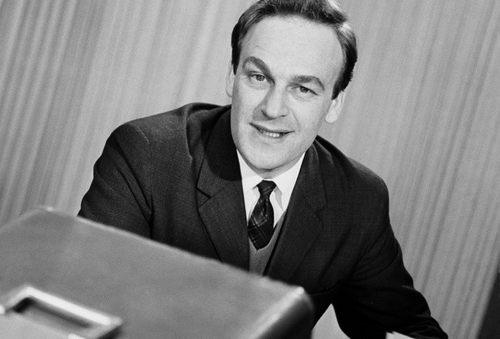 Фотографии я с сайта https://nashizvyozdy.ru