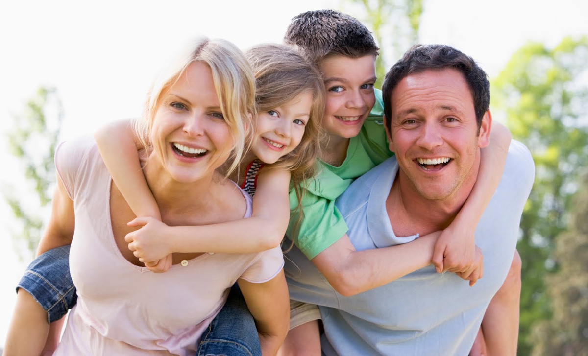 Фотка идеальной семьи- хоть сейчас в рекламу. Взято из Интернета