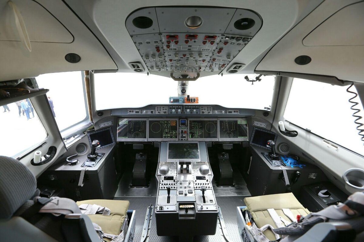 Кабина МС-21