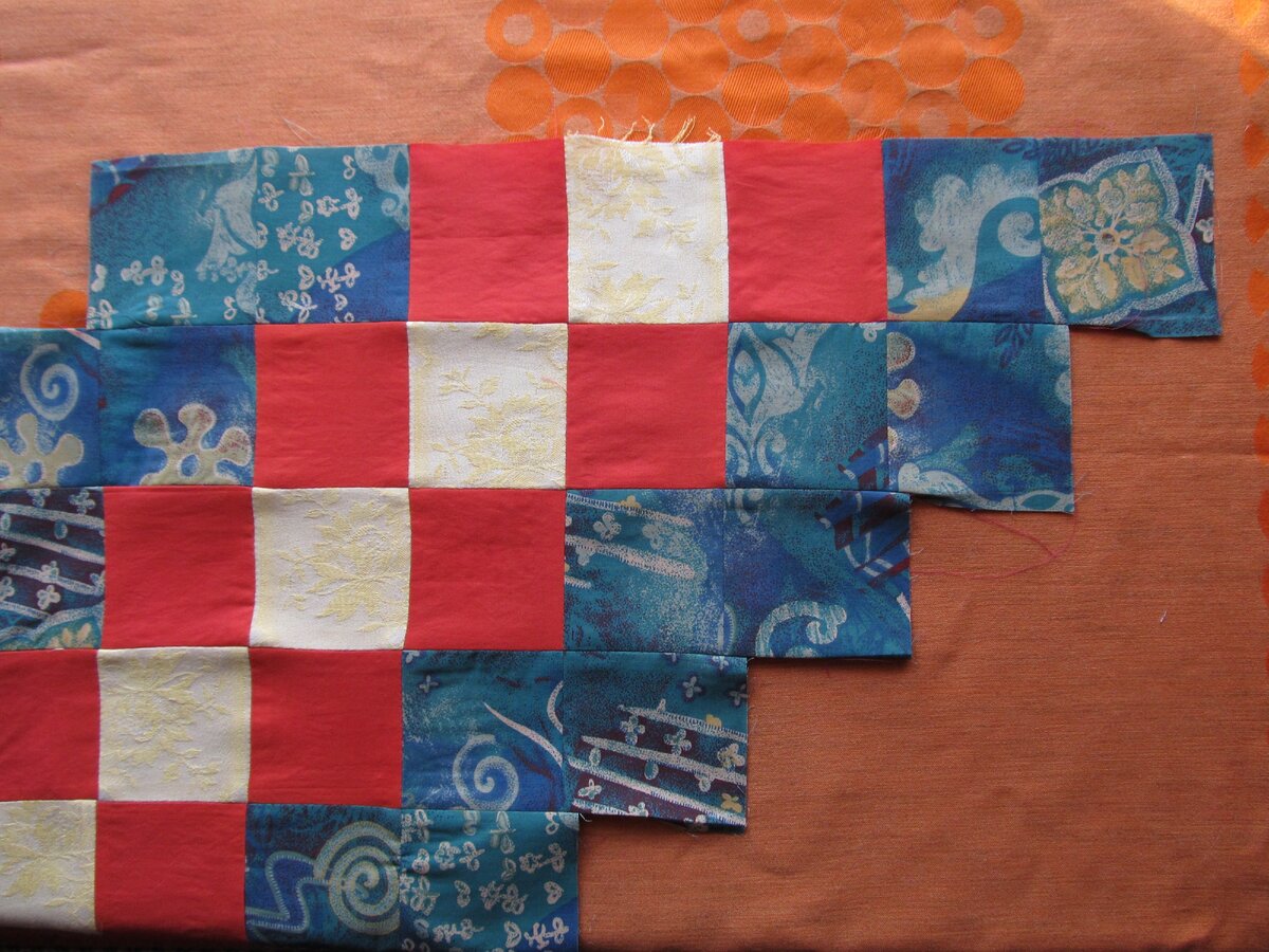 Декоративная салфетка в стиле барджелло из остатков ткани