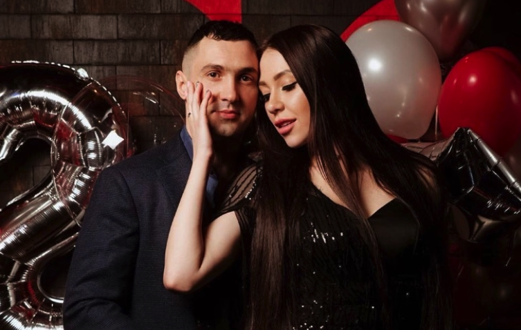 Денис теперь не может поддерживать связь с бывшими клиентами
Фото: Архив Dom2Life.ru