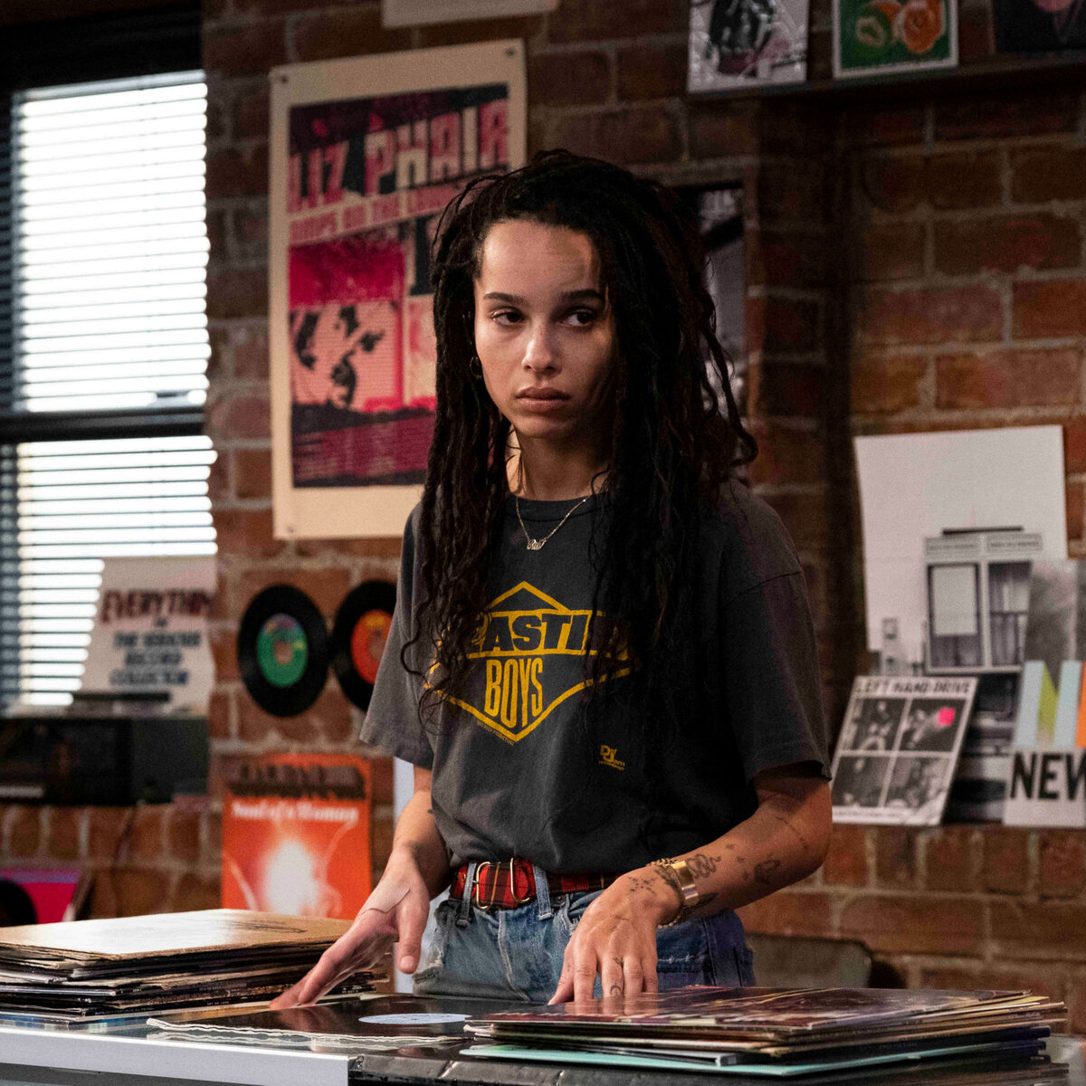 фото: https://www.nytimes.com/2020/02/13/arts/television/review-high-fidelity-zoe-kravitz.html