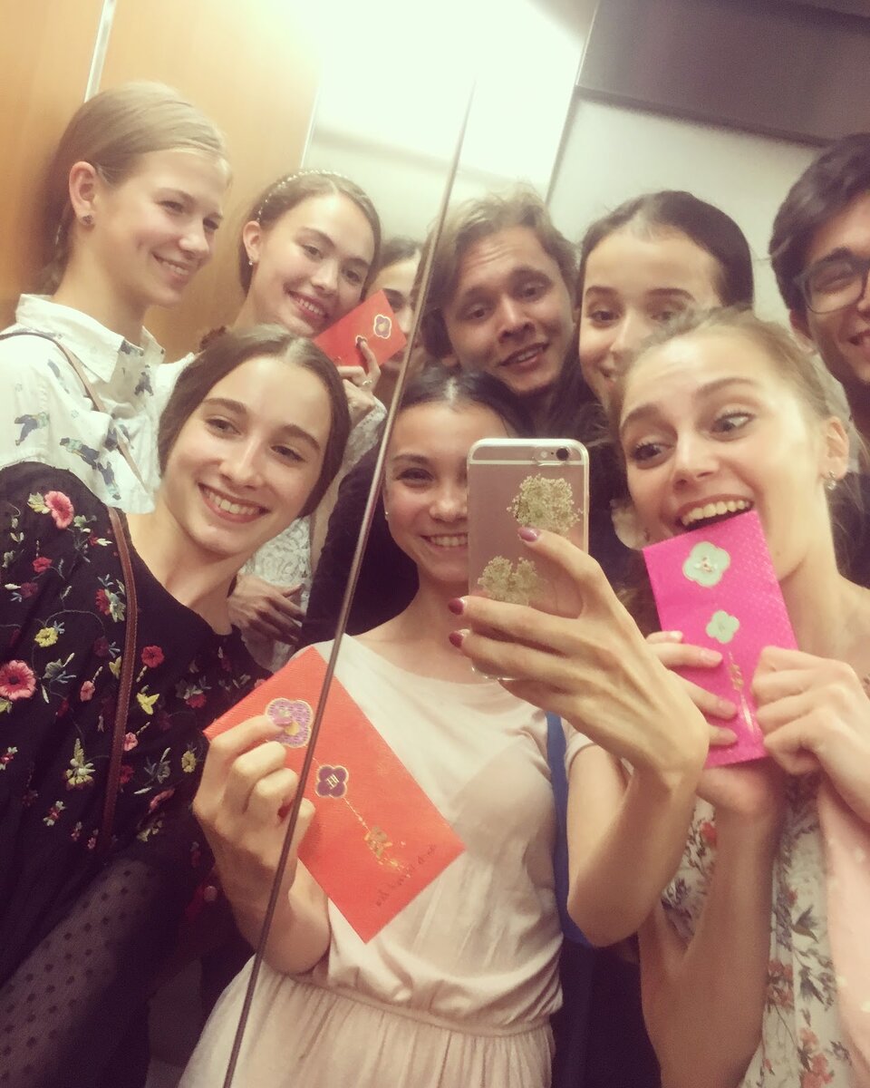 После собрания с художественным руководителем