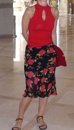 Вполне симпатичная фигура.Себе нравлюсь.  