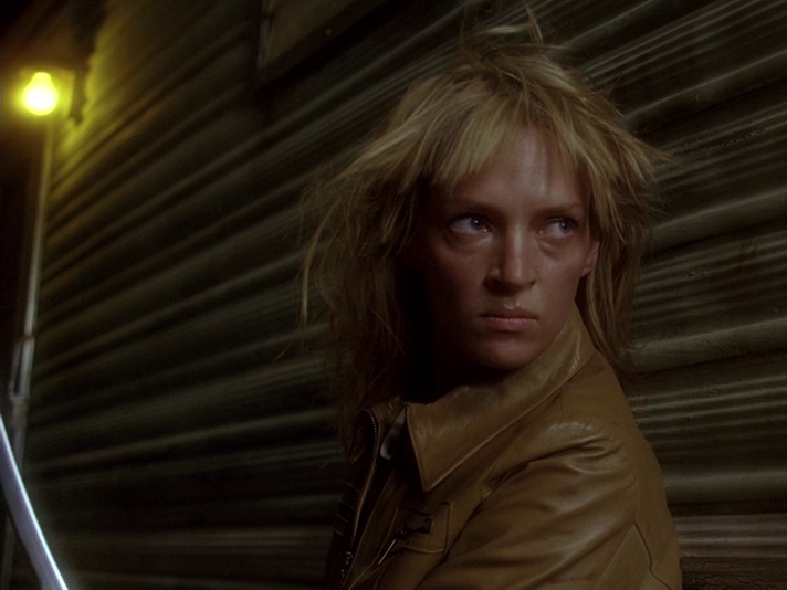 Кадр из фильма "Убить Билла 2" (2004) Ума Турман в роли Беатрикс Киддо (Черная мамба) 