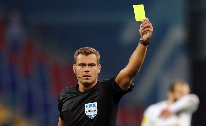 Кирилл Левников - судья на VAR в матче Краснодар-Спартак.