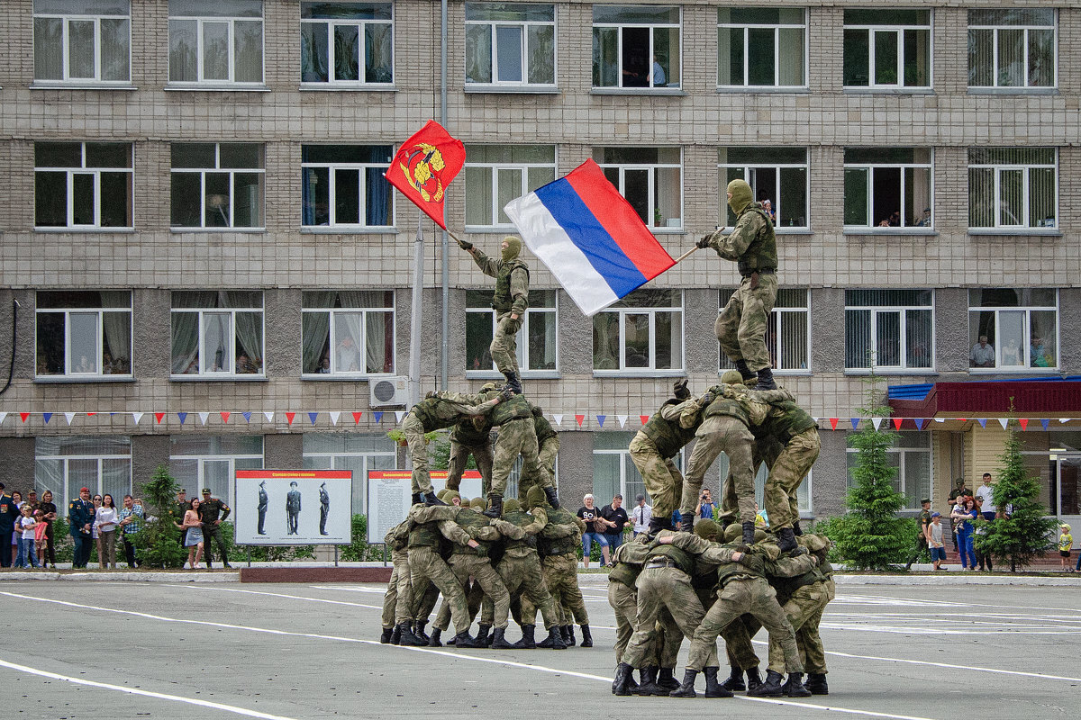 Выпускной в НВИ ВНГ РФ.