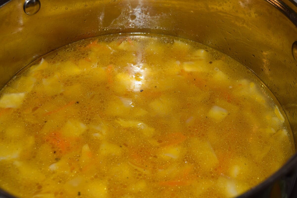 Как приготовить вкусный суп с капустой на курином бульоне
