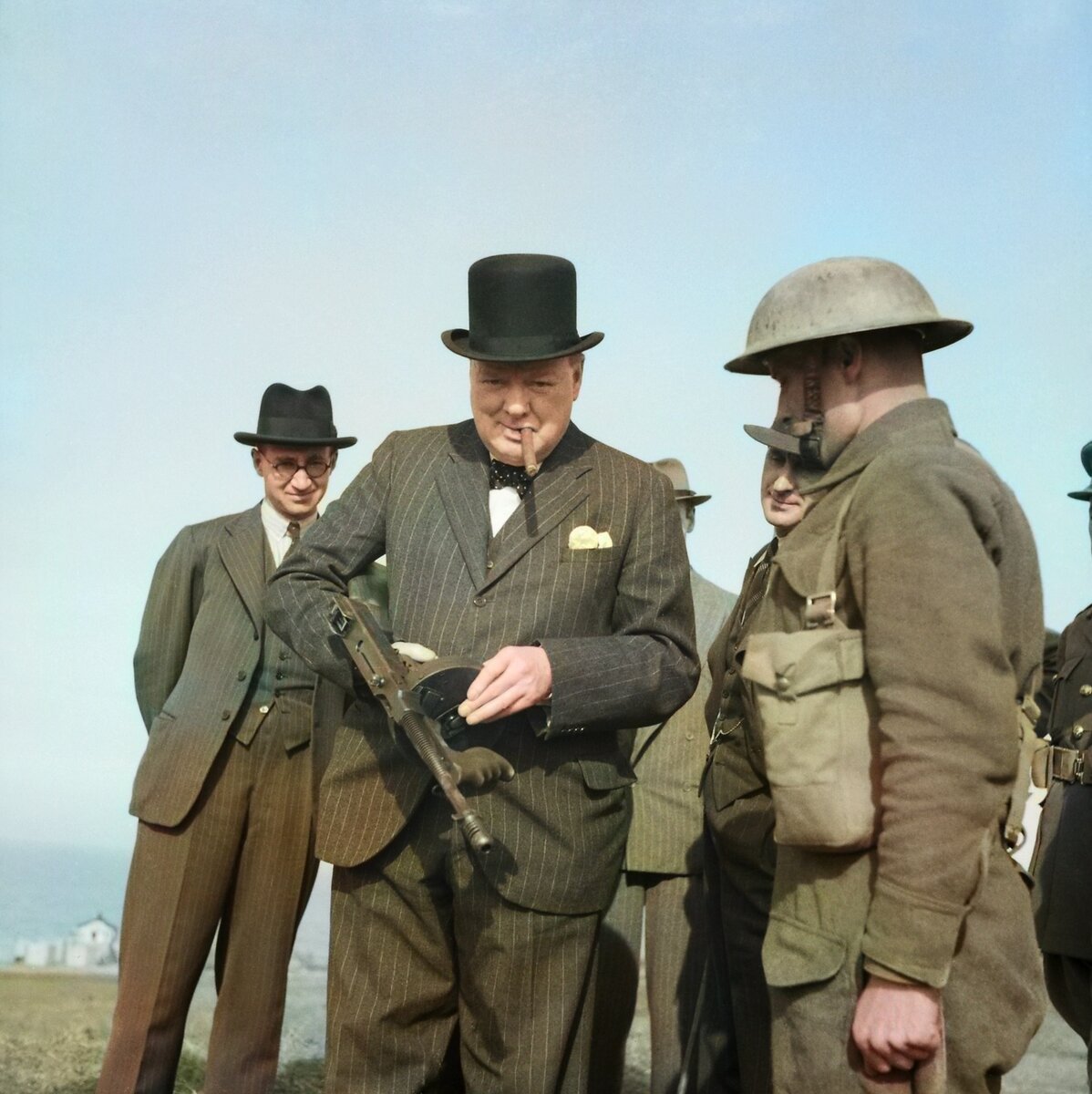 На самом деле, геополитические итоги Второй мировой для Великобритании удачными назвать сложно.