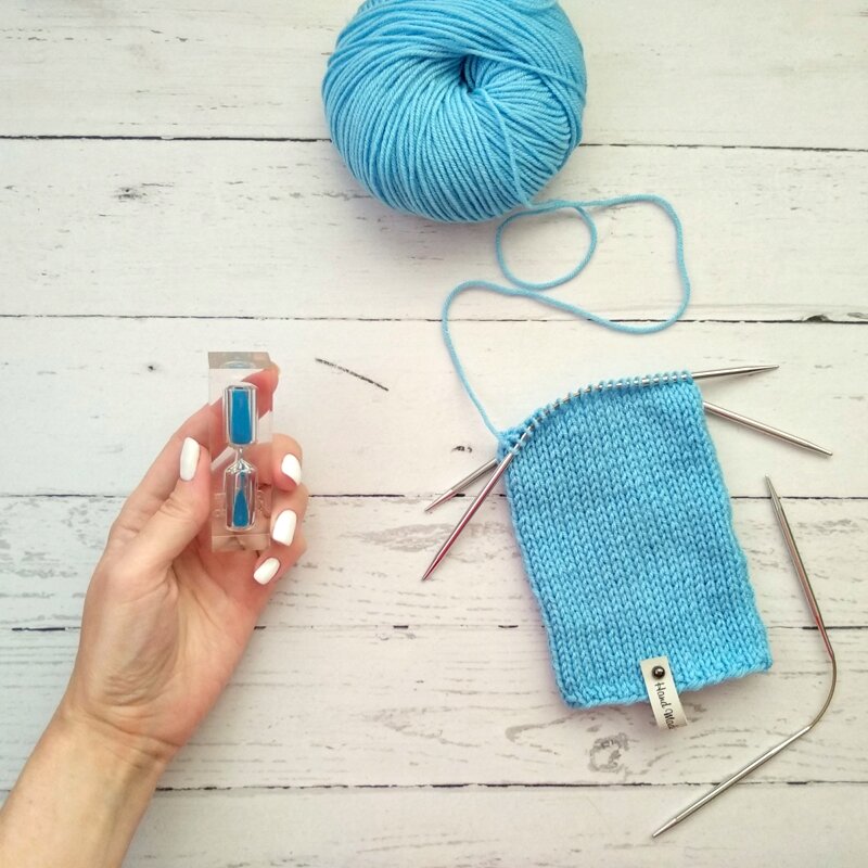 "Время-песок" (с) Про голубое что вяжется - в последующей публикации 