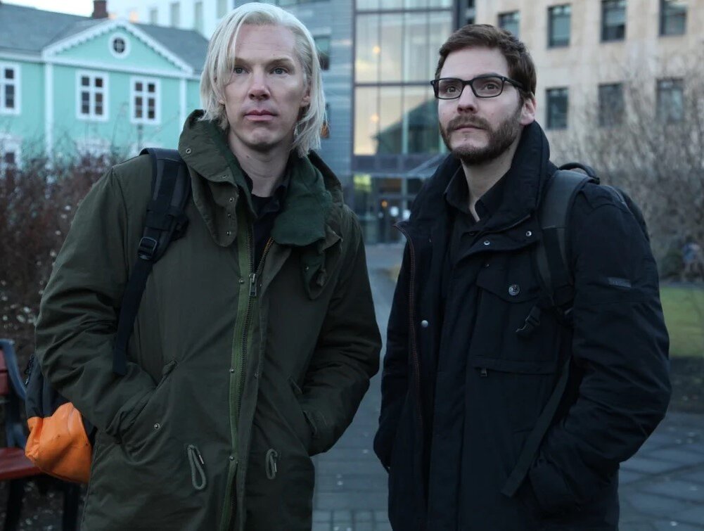 Кадр из фильма "Пятая власть". Изображение взято из свободных источников