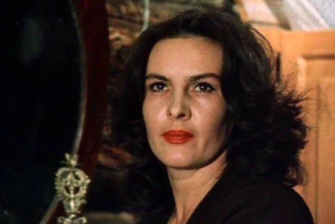 Татьяна Ткач в роли подруги Фокса. Фото: кадр фильма "Место встречи изменить нельзя"